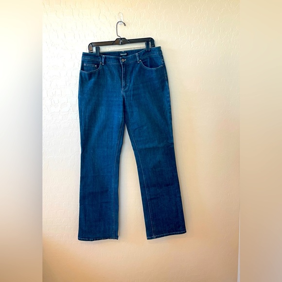 TAHARI Jeans straight leg dark blue Size 10 Roomy - Picture 12 of 13